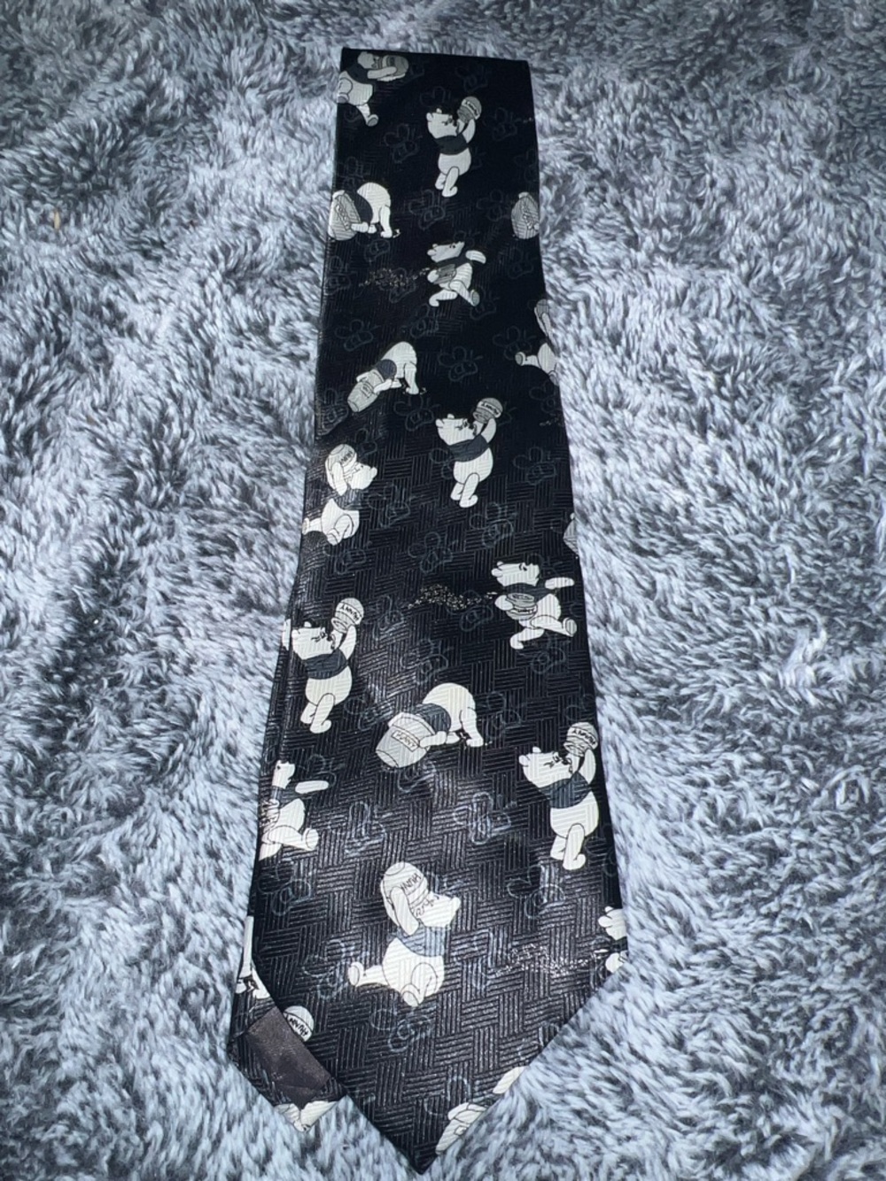Officially  licensed Disney Winnie the Pooh monochrome necktie GUC